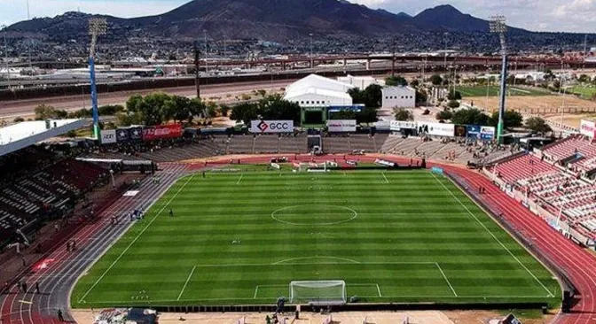 Vista de las oficinas principales de la directiva de FC Juárez en el Estadio Olímpico Benito Juárez